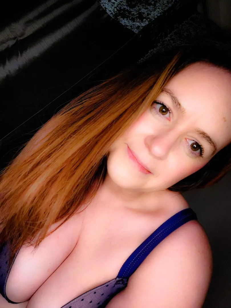 F37 with a big pair of jugs