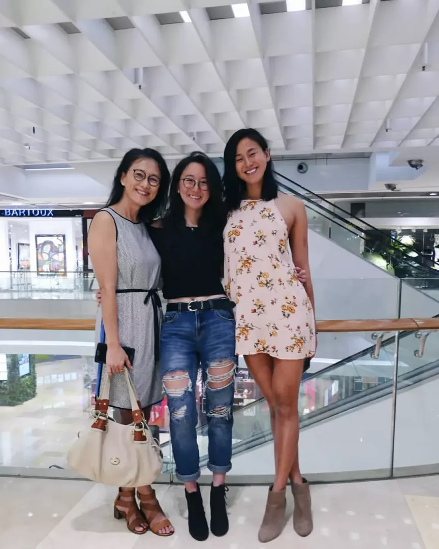 Family Gals
