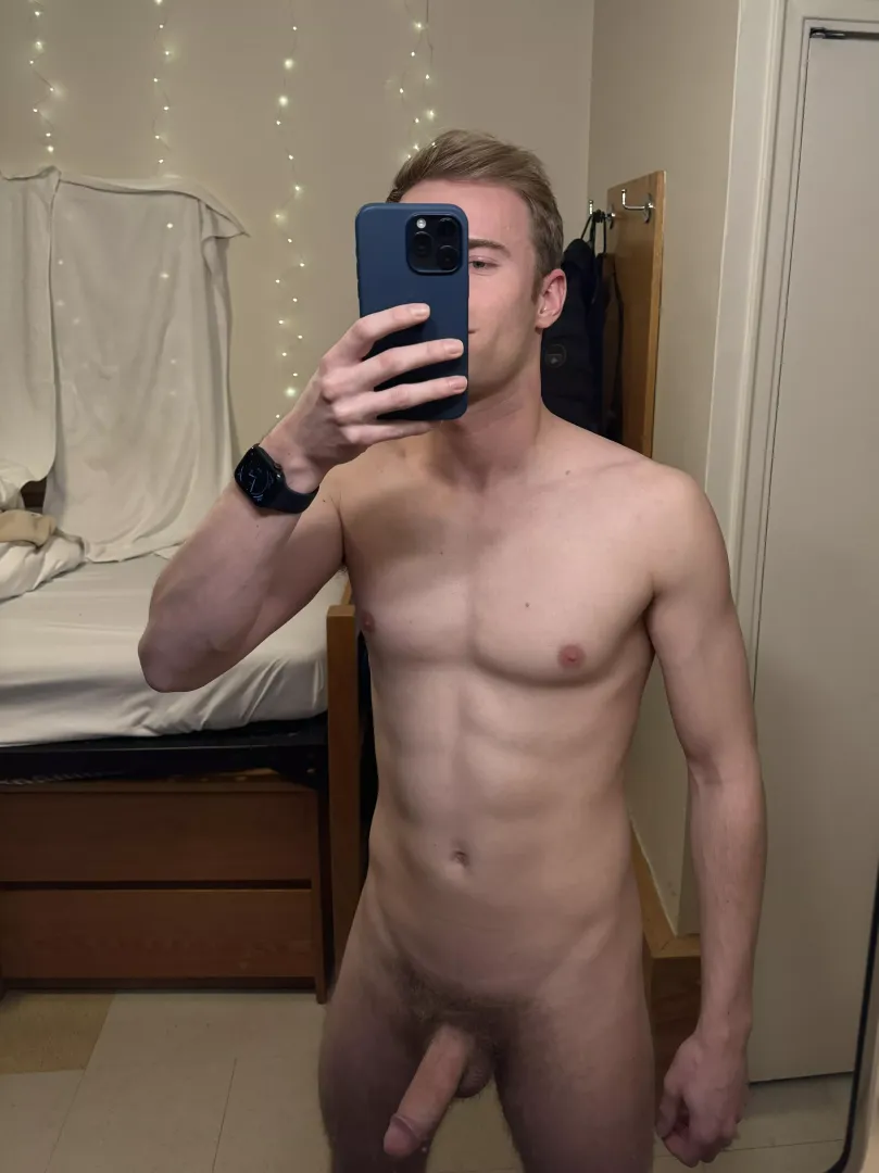Feeling big 😈
