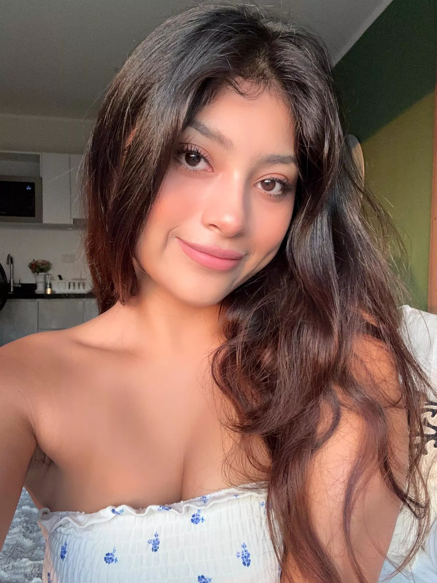 Feeling cute [f]