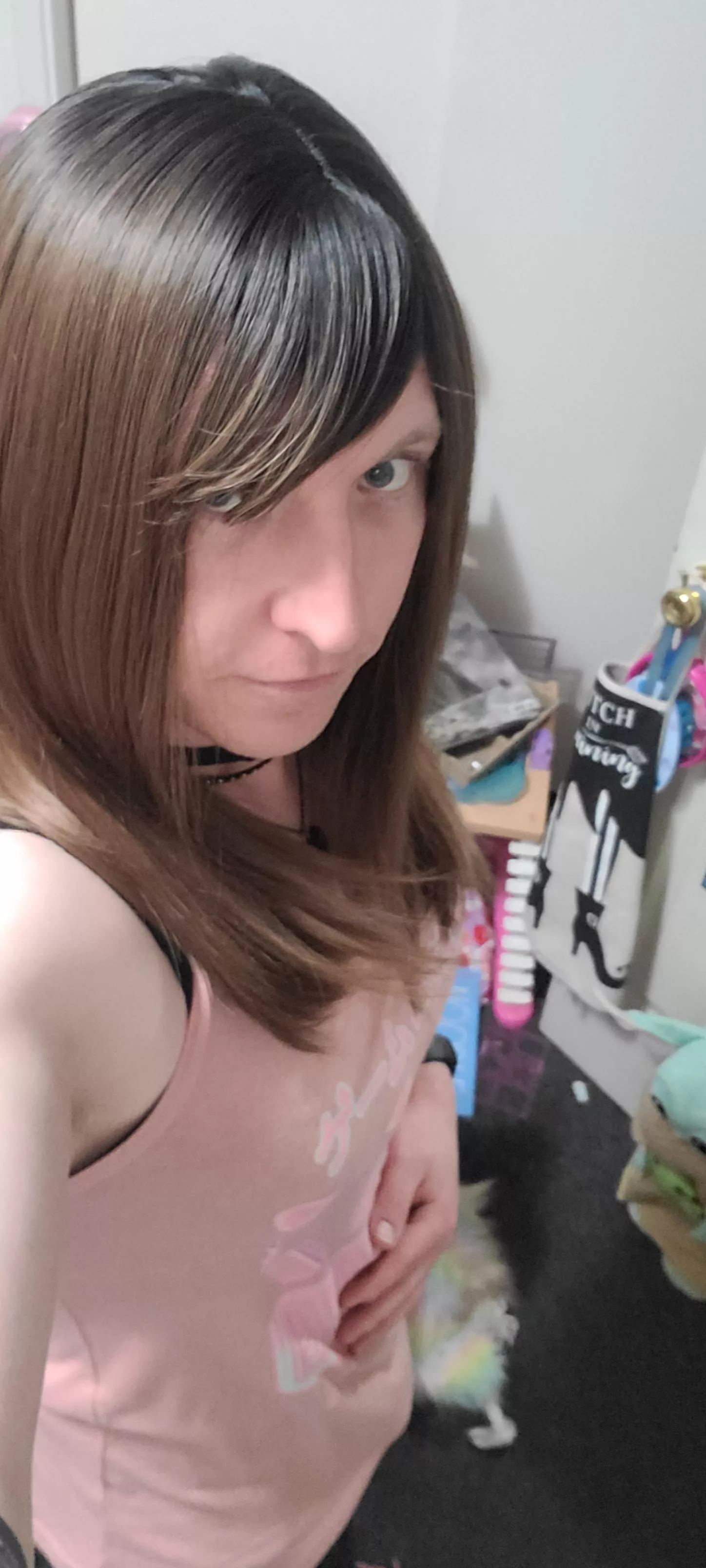 feeling dysphoric, honest awnsers only please