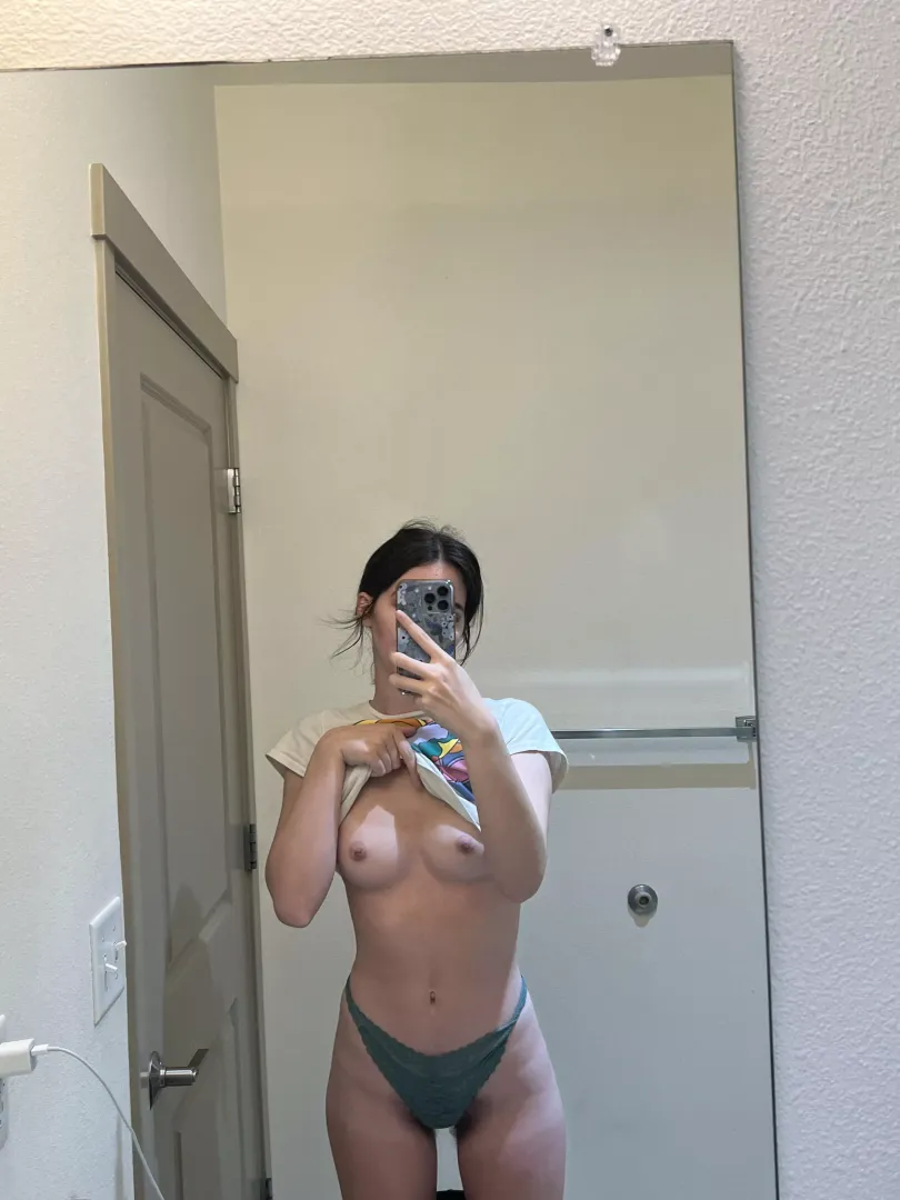 feeling extra submissive 😈 (f)