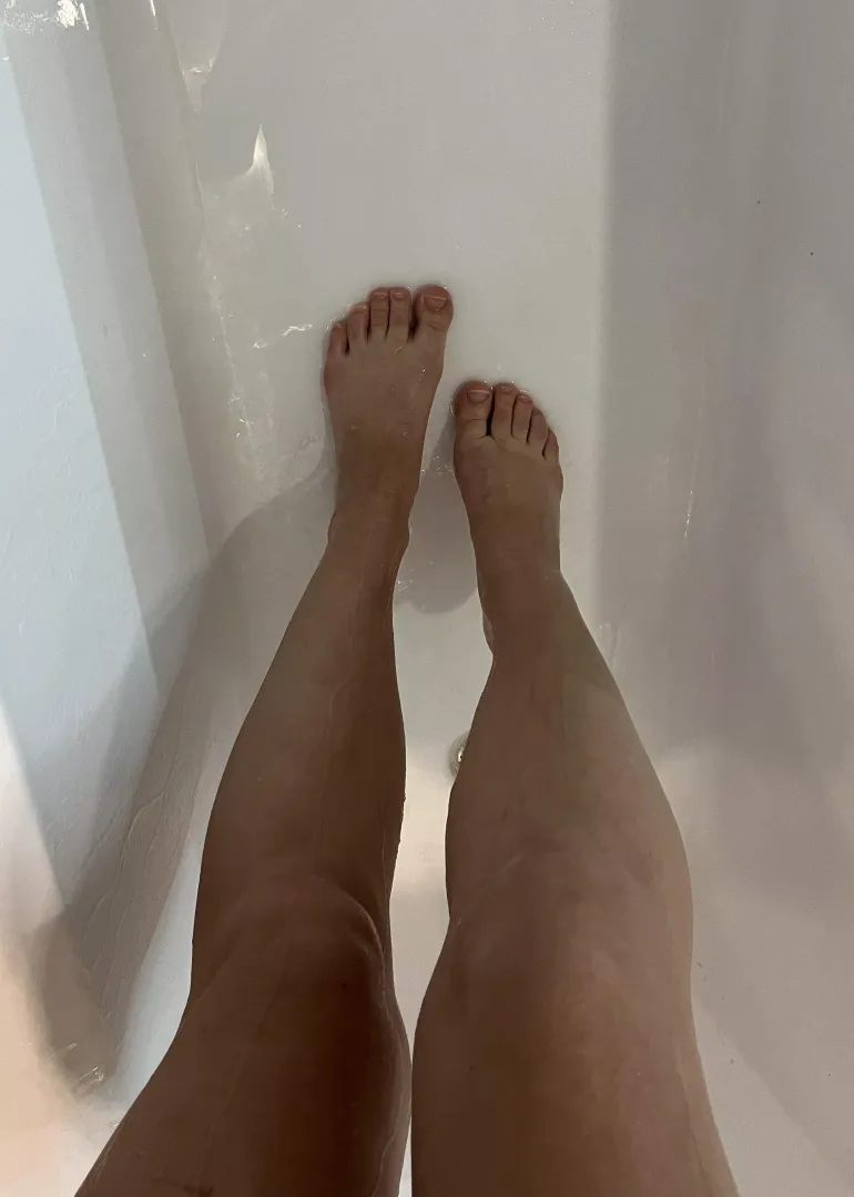 Feeling good about my legs today [wife]