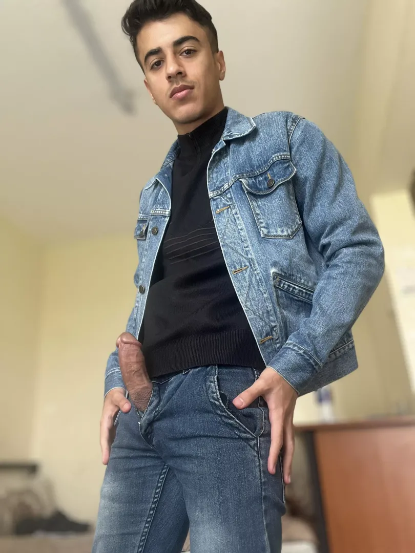 Feeling horny before going out
