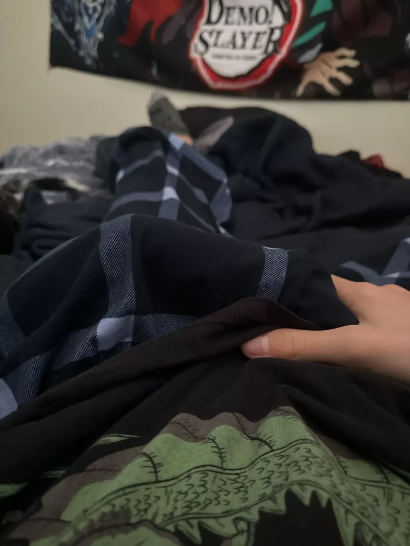 Feeling horny hmu