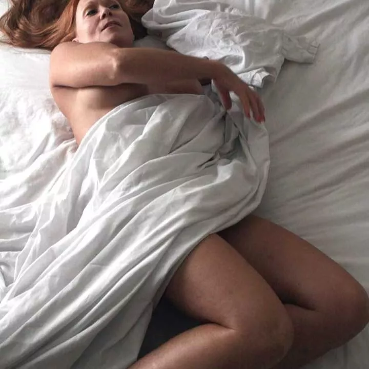 feeling so horny and nasty in bed baby (F)62