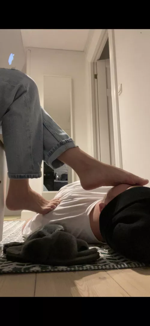 Feeling the full force in his face after wearing slippers for a whole day😇