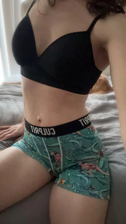 [F]eels like a casual day 🤷‍♀️💋