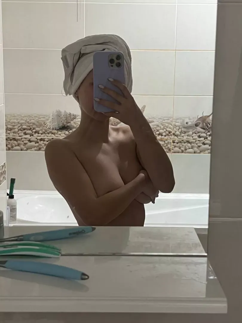 Felt cute 😌
