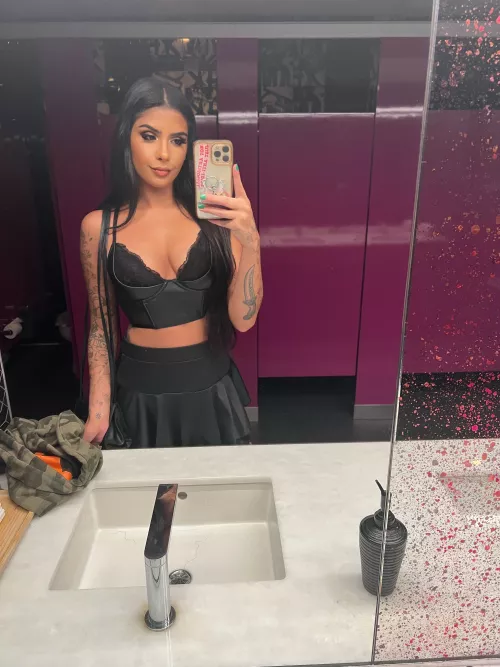 Felt cute 🖤