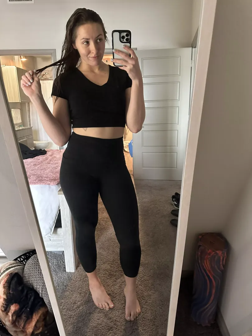 felt cute so you know I had to take a selfie
