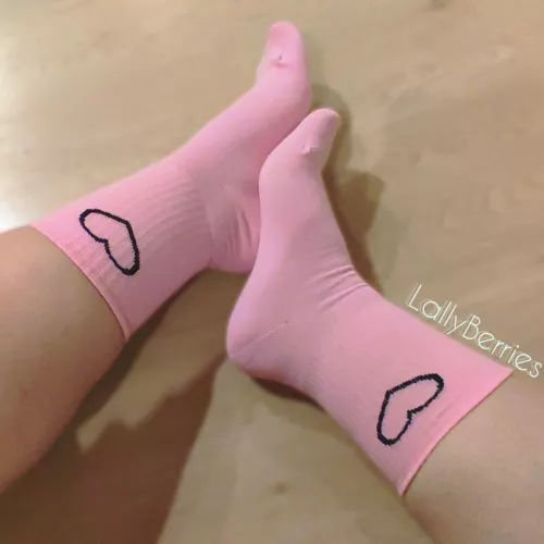 [female] Favorite socks color to cum on? ❤️💦