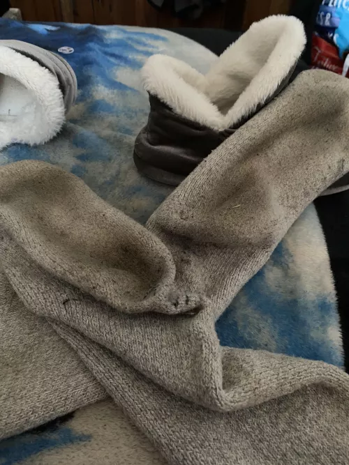 [female] You like them don’t you 😌