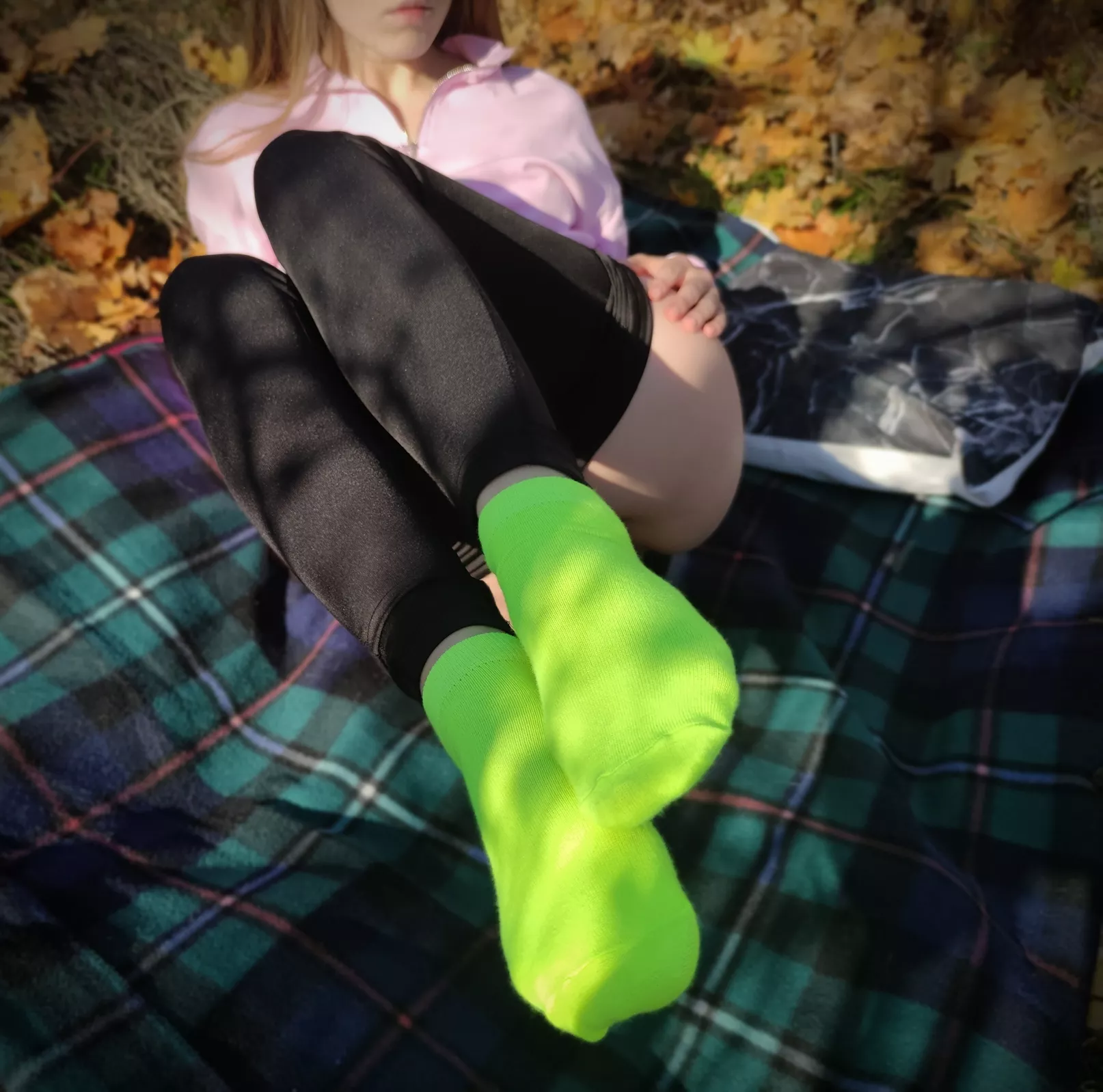 [female]On a walk I like to be bright