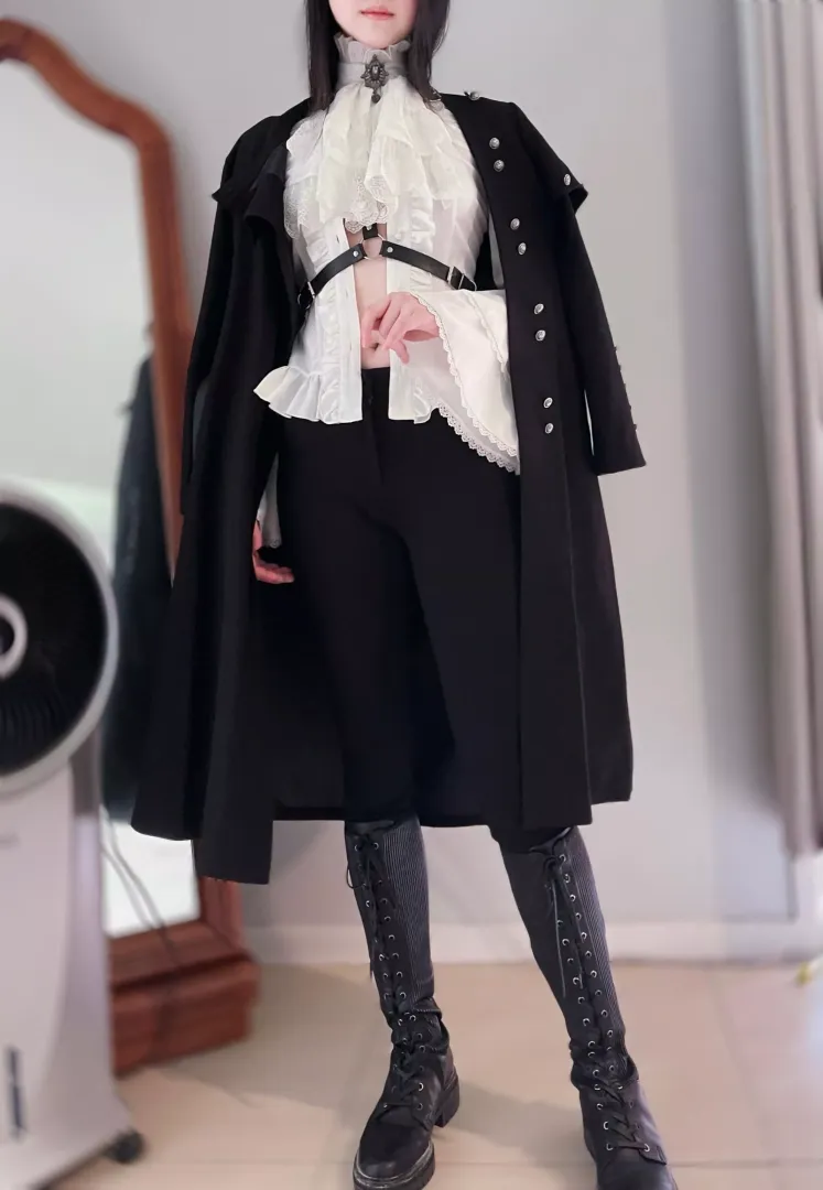 Femboy prince~ what will you do to him?