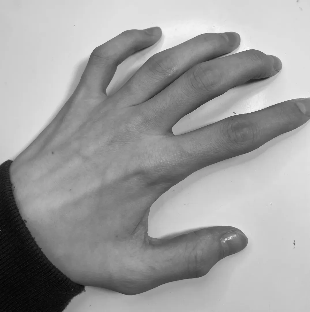 Filter hand pic