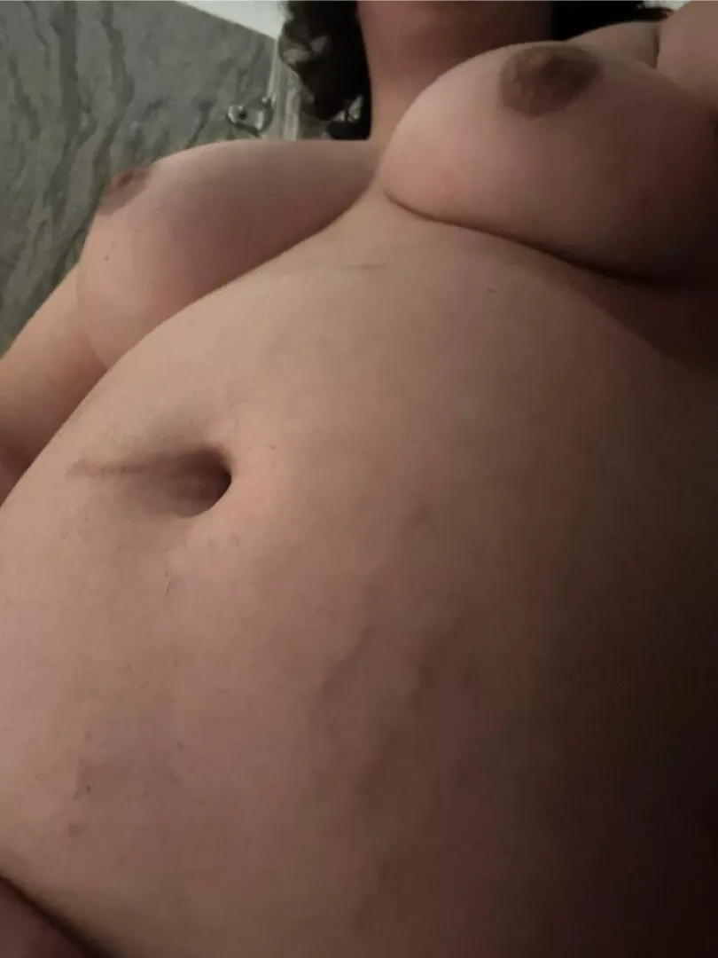 Finally got asked if I’m pregnant or just fat🤭