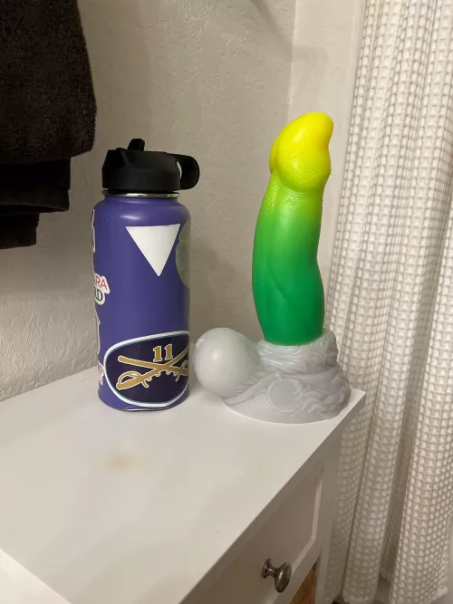 Finally got my M/M Ky’el! How does anyone ride this monster? Hydroflask for reference