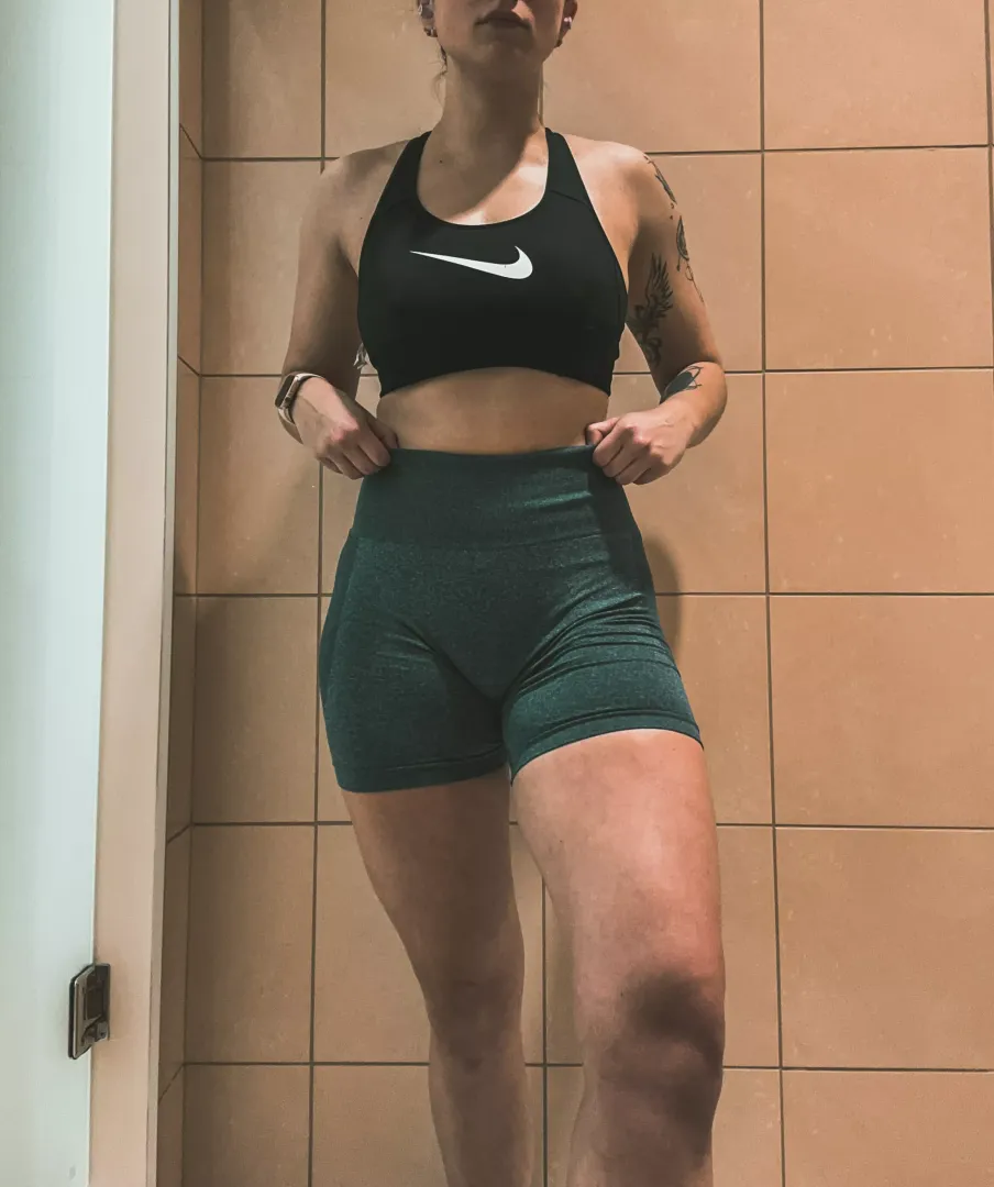 finally seeing some progress in my thighs