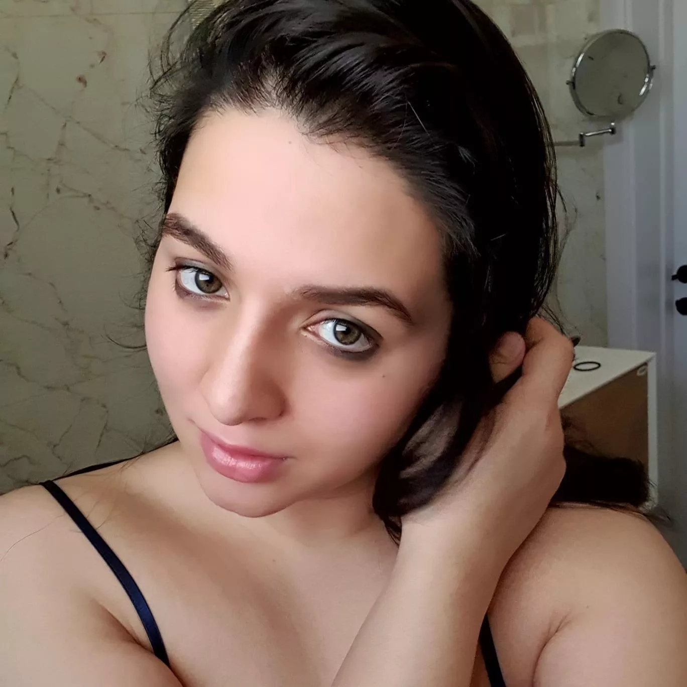 Finally wifey revealing herself! What do u think? Sexy and fuckable?