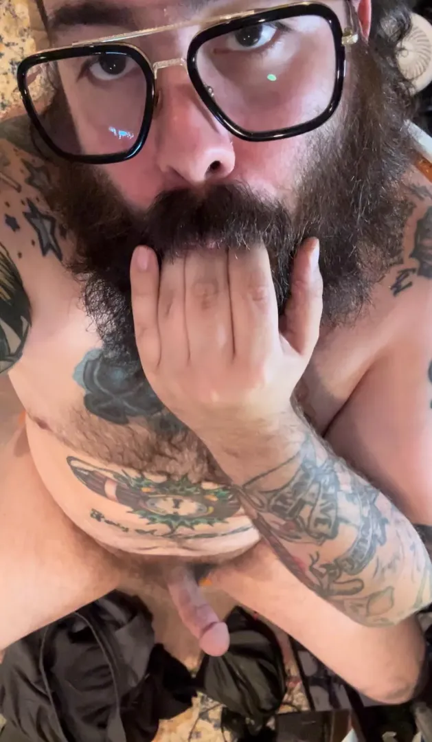 Finger licking good