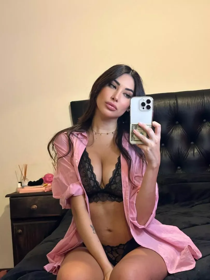 first date idea blowjob in the car yay or nay
