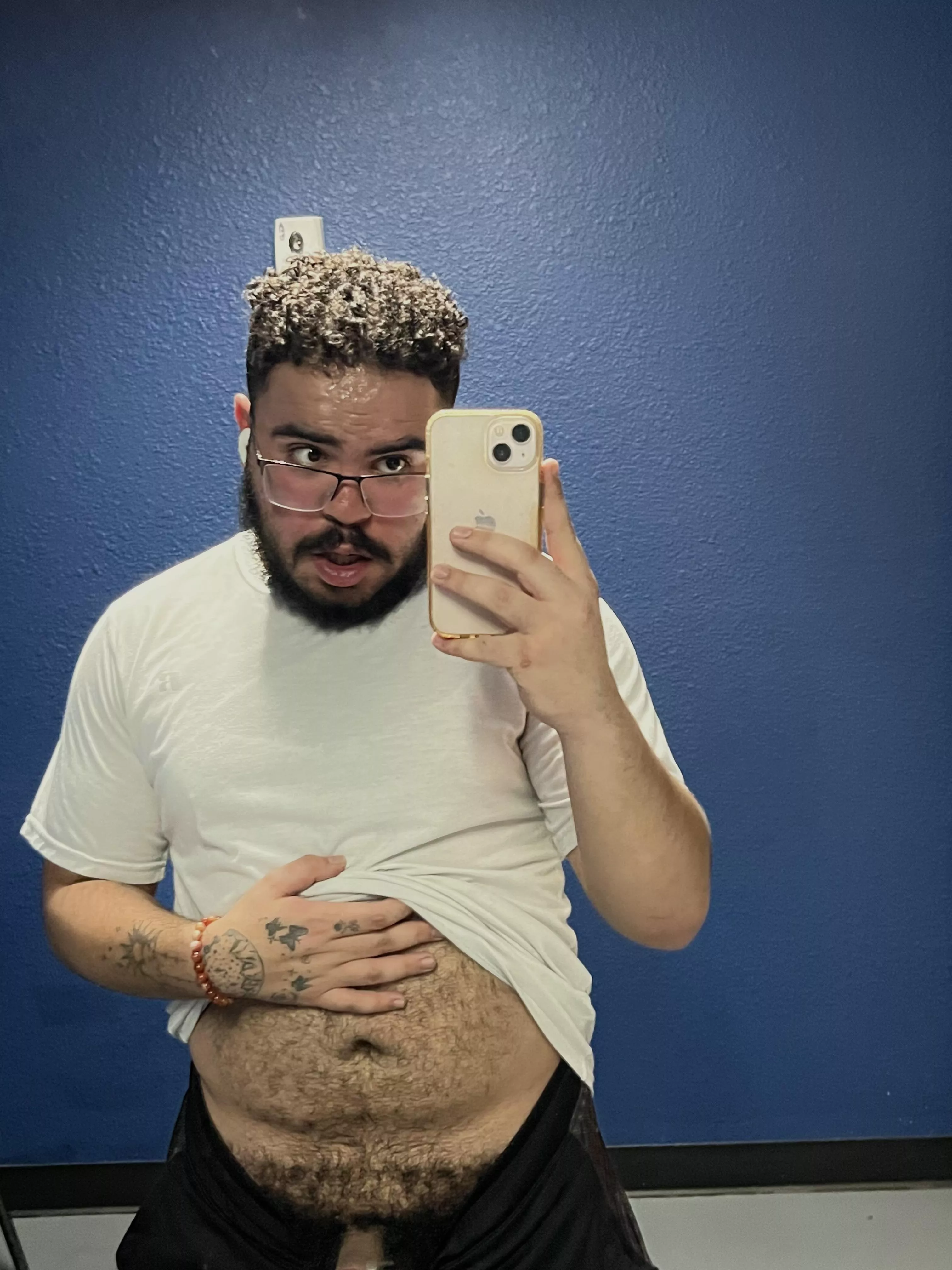 first day back at the gym in three weeks and it kicked my ass 😩