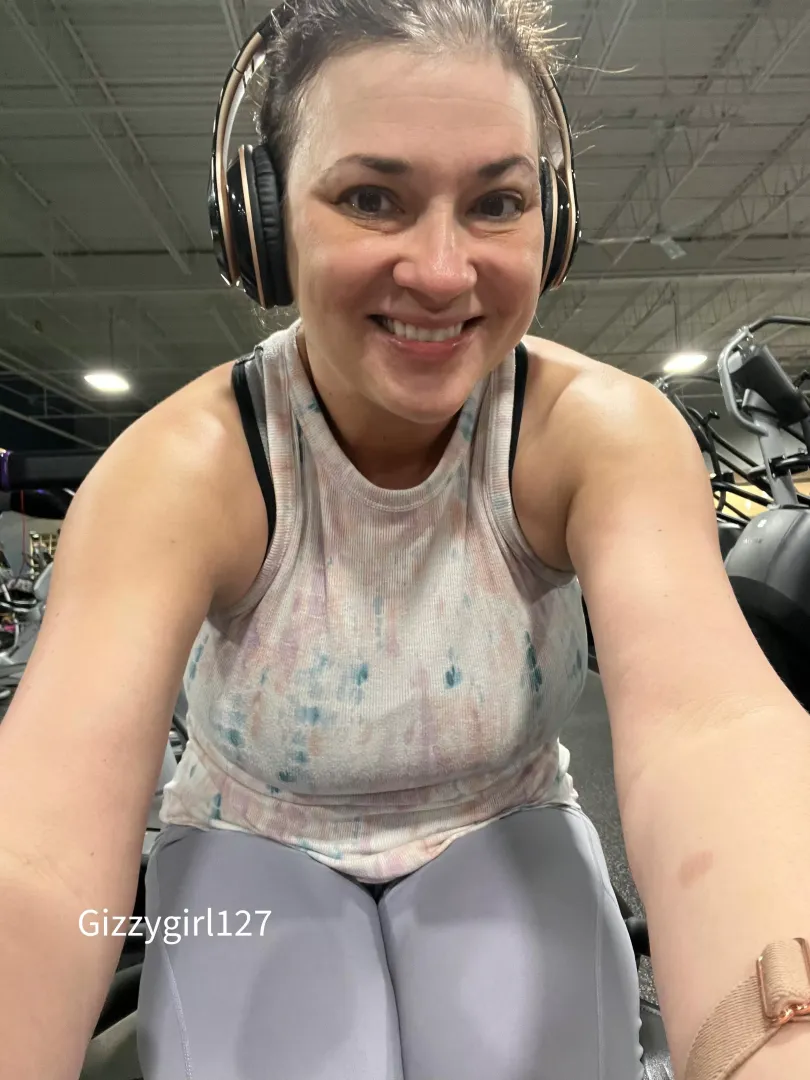 First leg day since fracturing my ankle!! *squats will wait a bit*