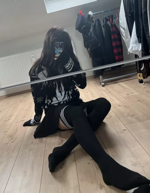 First post :3