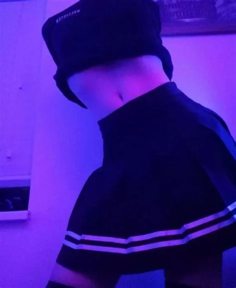 First Post here 💕 Do I look cute in a skirt? 🥺