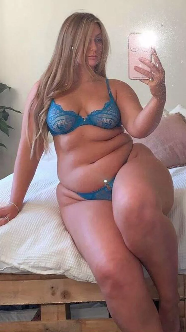 First post here, do I qualify as a BBW? ☺️