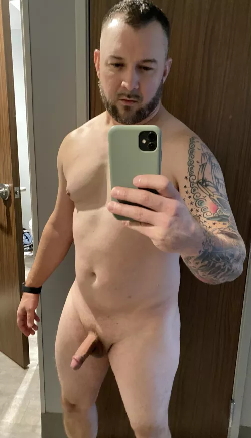 First post here, Happy New Year 😘