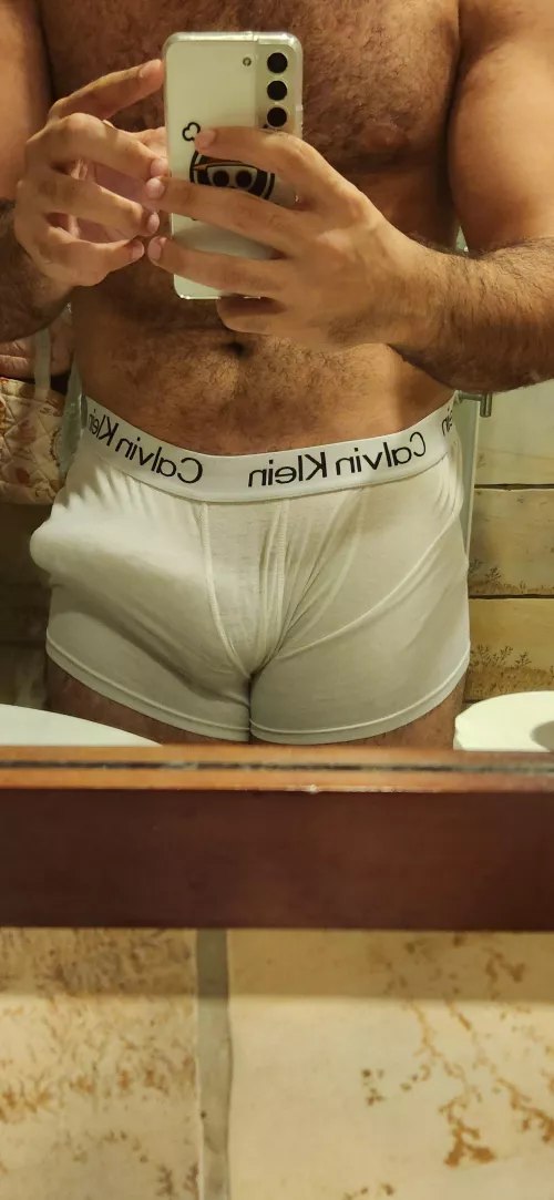 first post hereeee :)