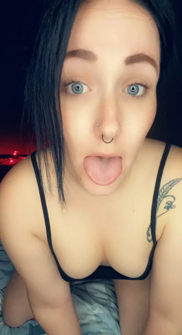 (F)irst post. 😘
