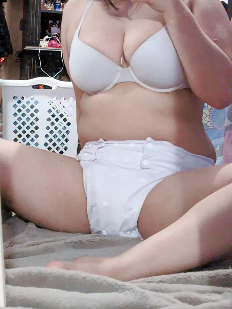 first time in cloth diaps ~ DMs open
