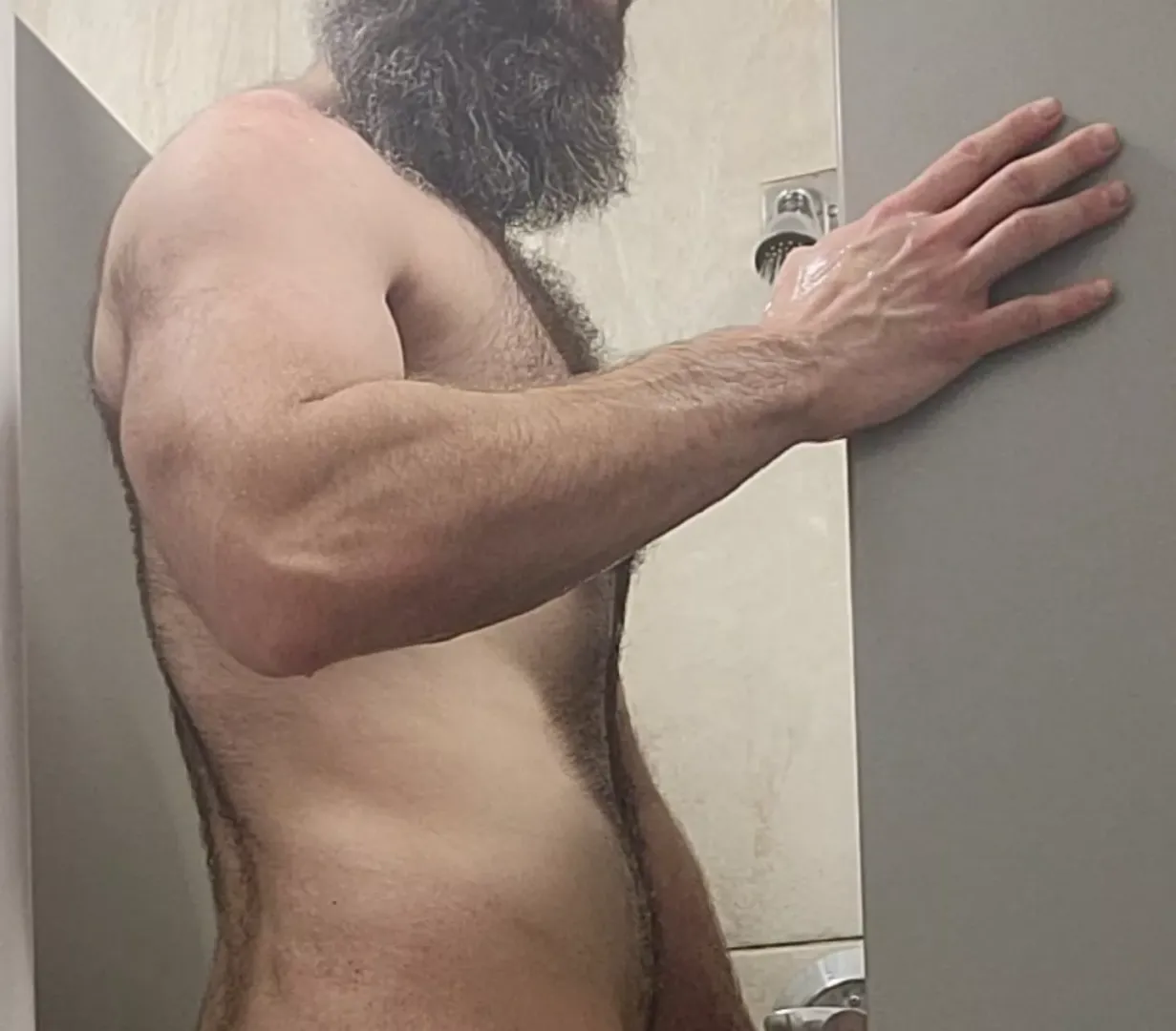 First time posting here. I've always been told I have nice forearms.