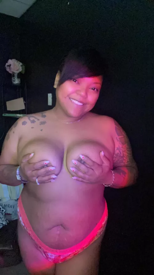 First time posting! Hey!