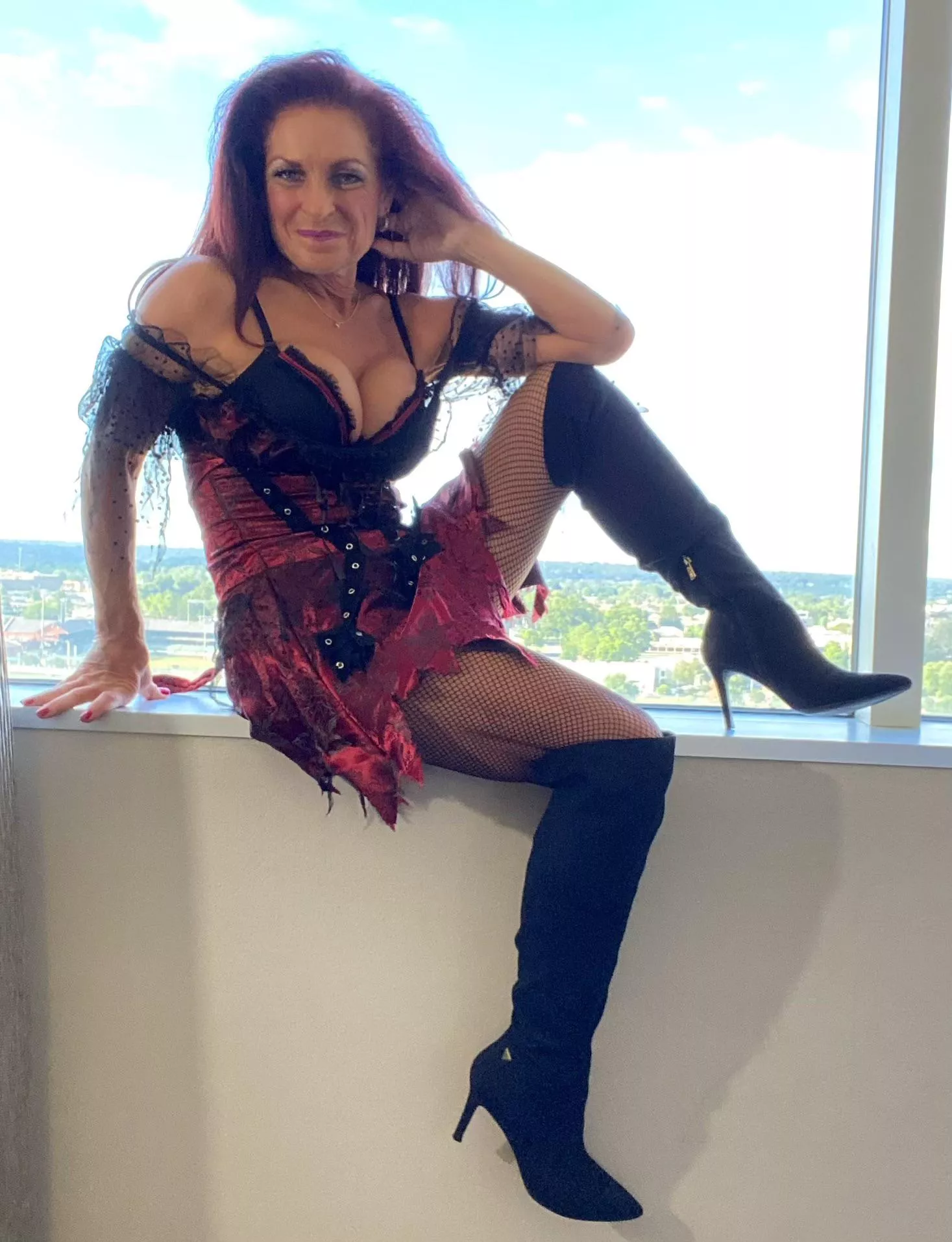 Fishnet love!! 🥰🥰