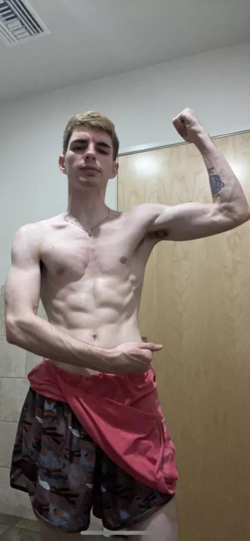 Flex Friday on Sunday? 💪🏼