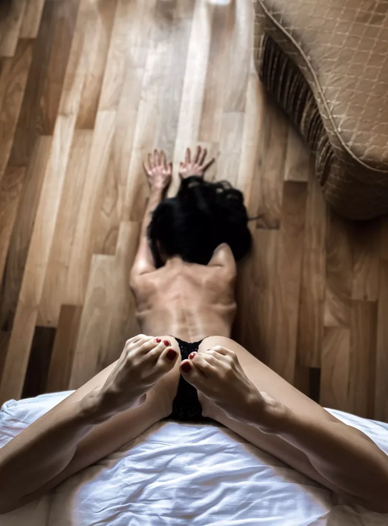 Flexible girls like me are your type?