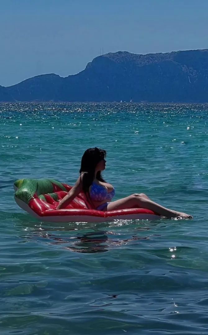 Floating devices