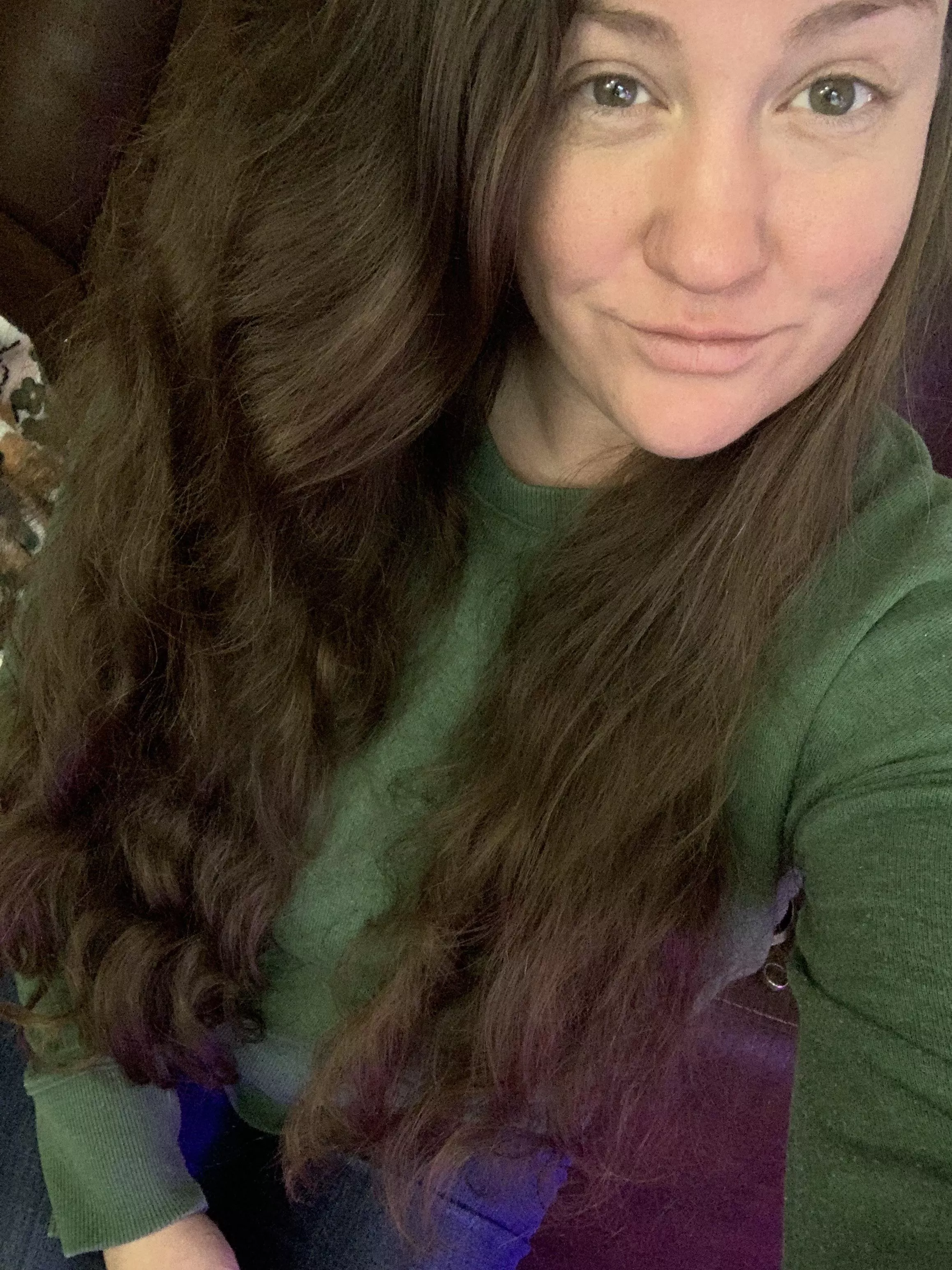 Floofy Wavy Hair