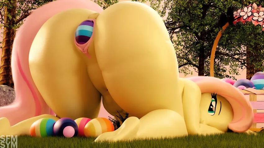 Fluttershy plays with the eggs [F] (symm)
