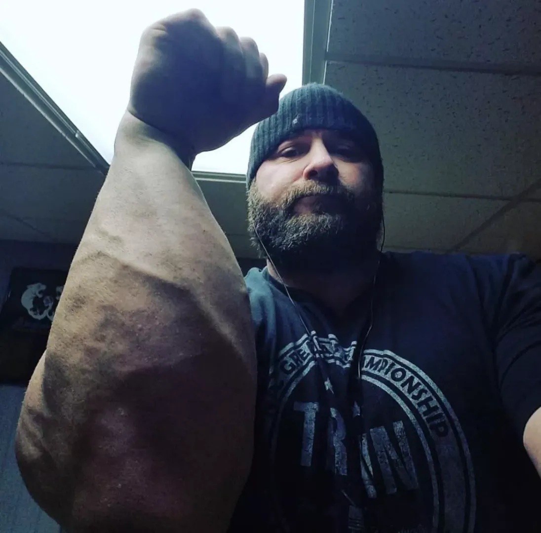 Forearm is feeling strong. 18.9 inches.
