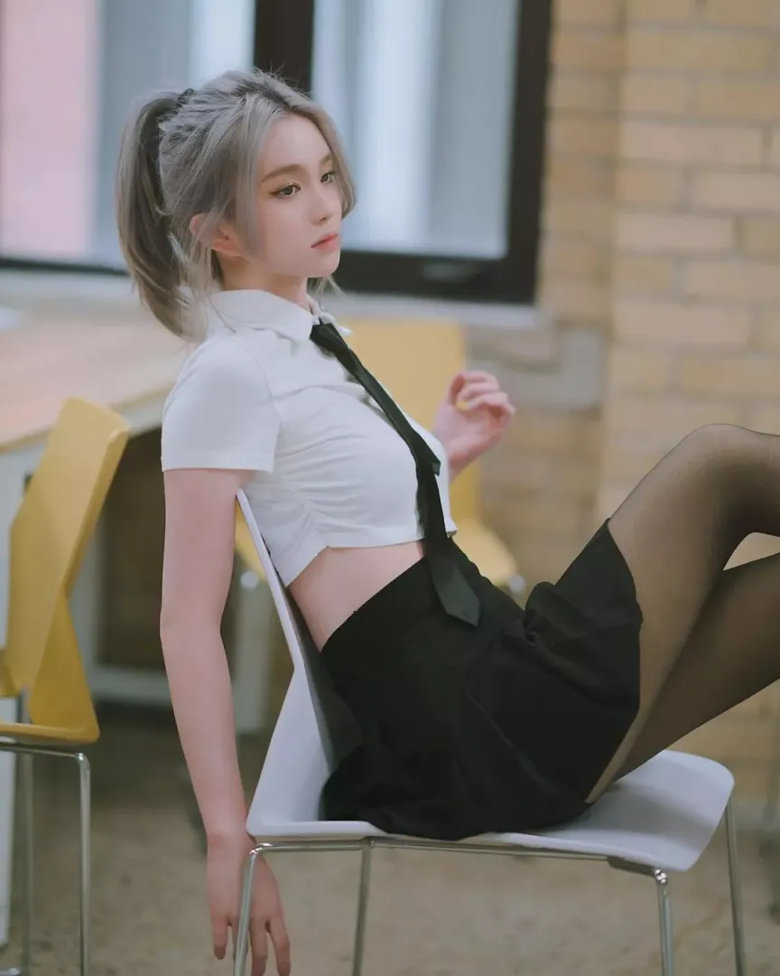 Formal cutie