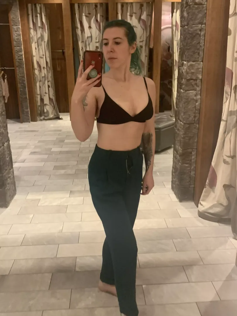 Formal petite