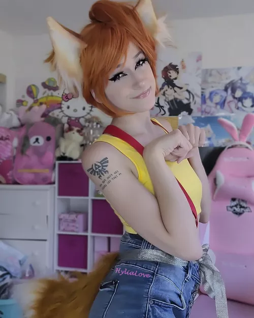 Foxy Misty by HyliaLove
