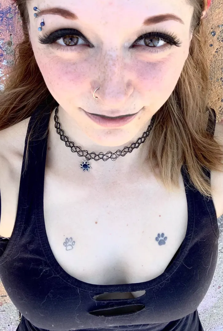 Freckles? Yes or no?