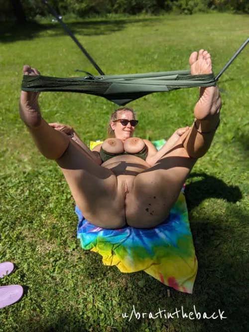 free the bottoms