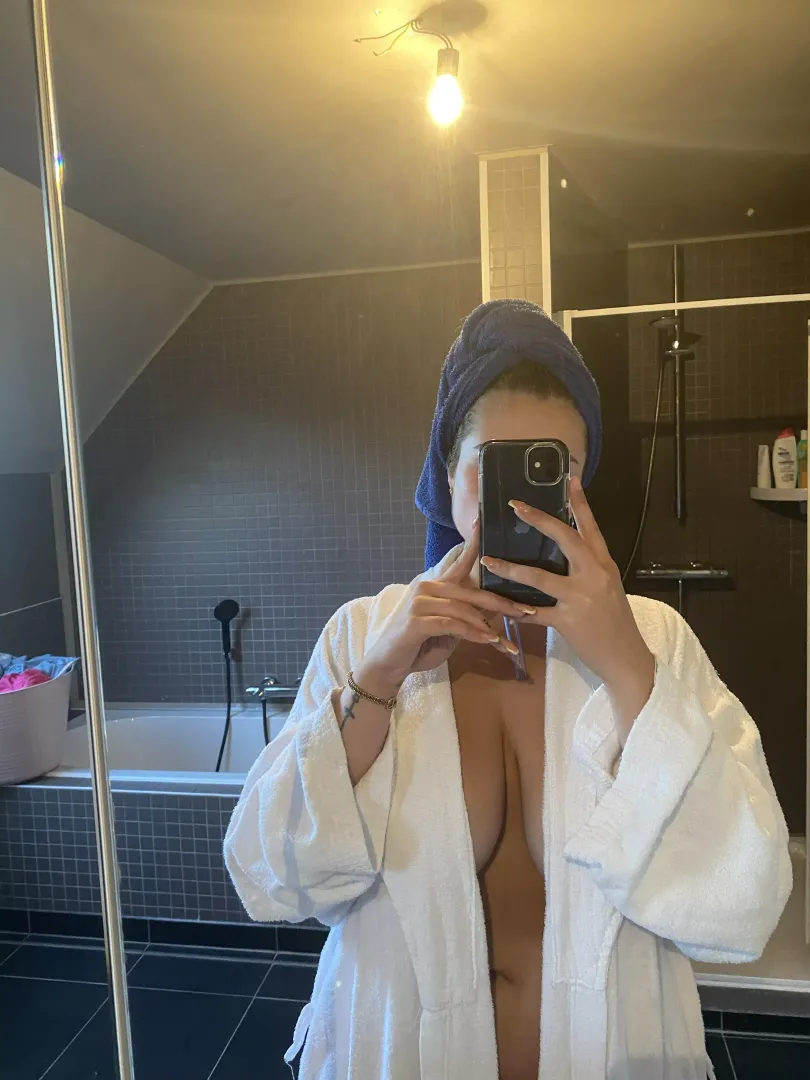 fresh from cleaning up to do some dirty stuff 😈